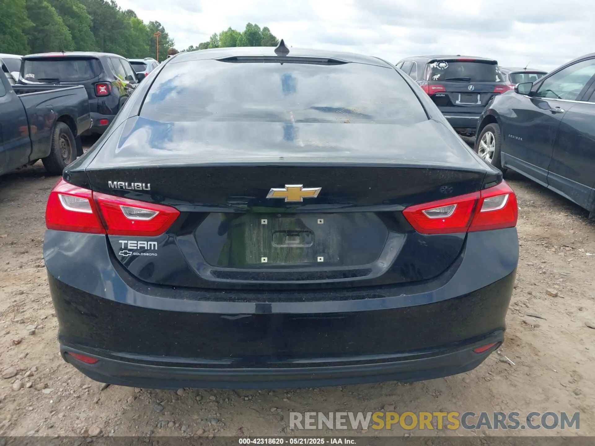 16 fotografías del automóvil dañado 1G1ZC5ST6KF181875 CHEVROLET MALIBU 2019