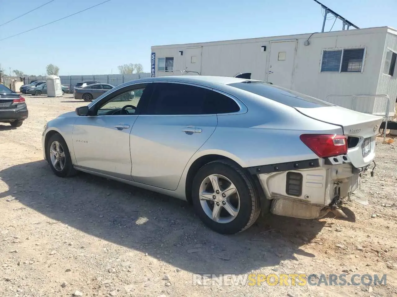 2 fotografías del automóvil dañado 1G1ZC5ST7KF135343 CHEVROLET MALIBU 2019