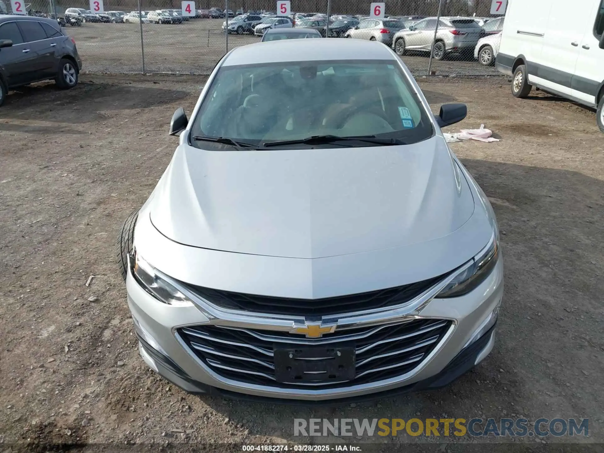 12 fotografías del automóvil dañado 1G1ZC5ST7KF177382 CHEVROLET MALIBU 2019