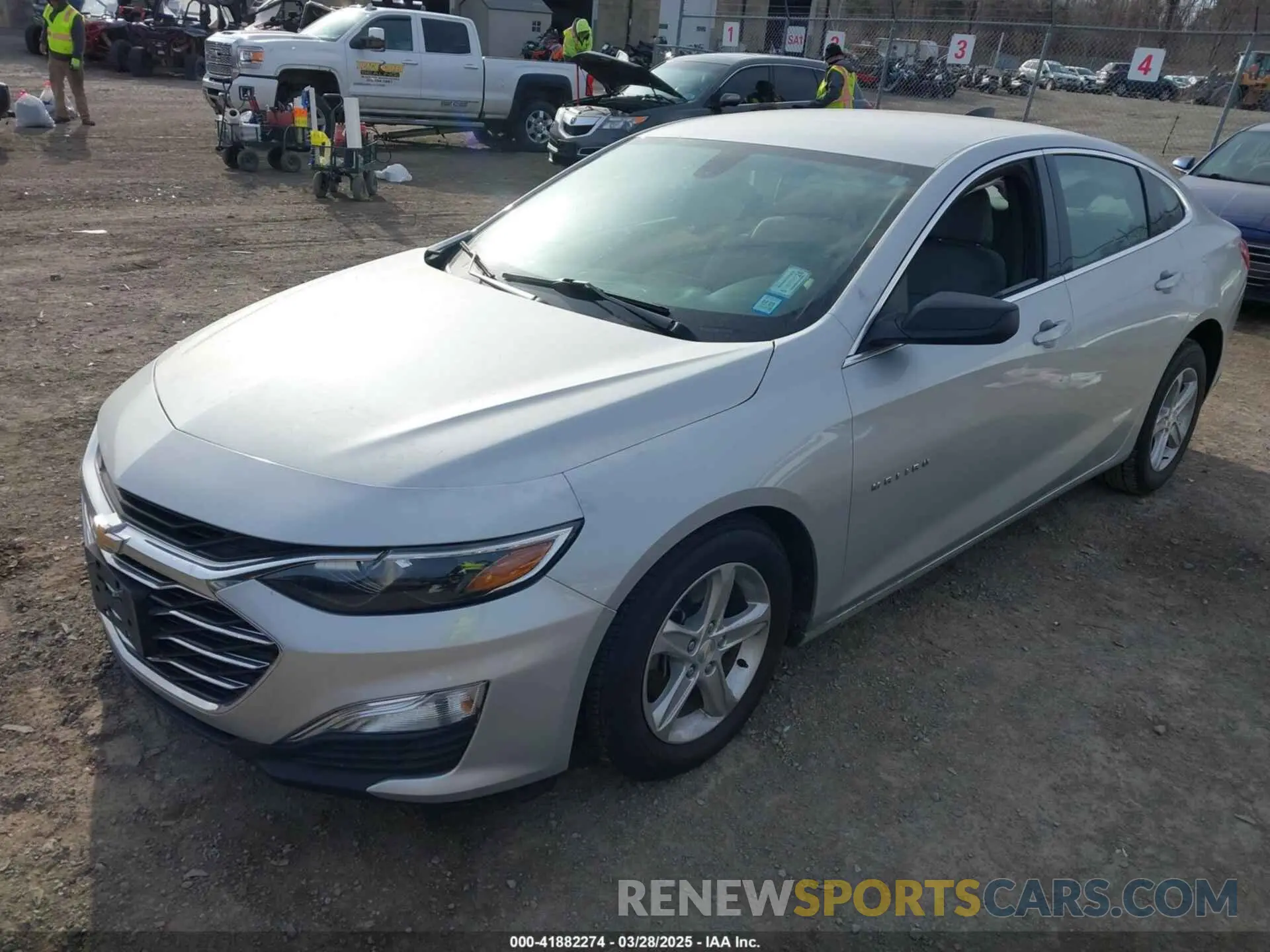 2 fotografías del automóvil dañado 1G1ZC5ST7KF177382 CHEVROLET MALIBU 2019