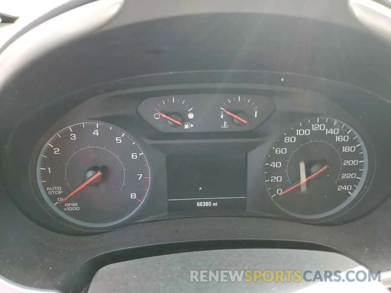 9 fotografías del automóvil dañado 1G1ZC5ST8KF210857 CHEVROLET MALIBU 2019