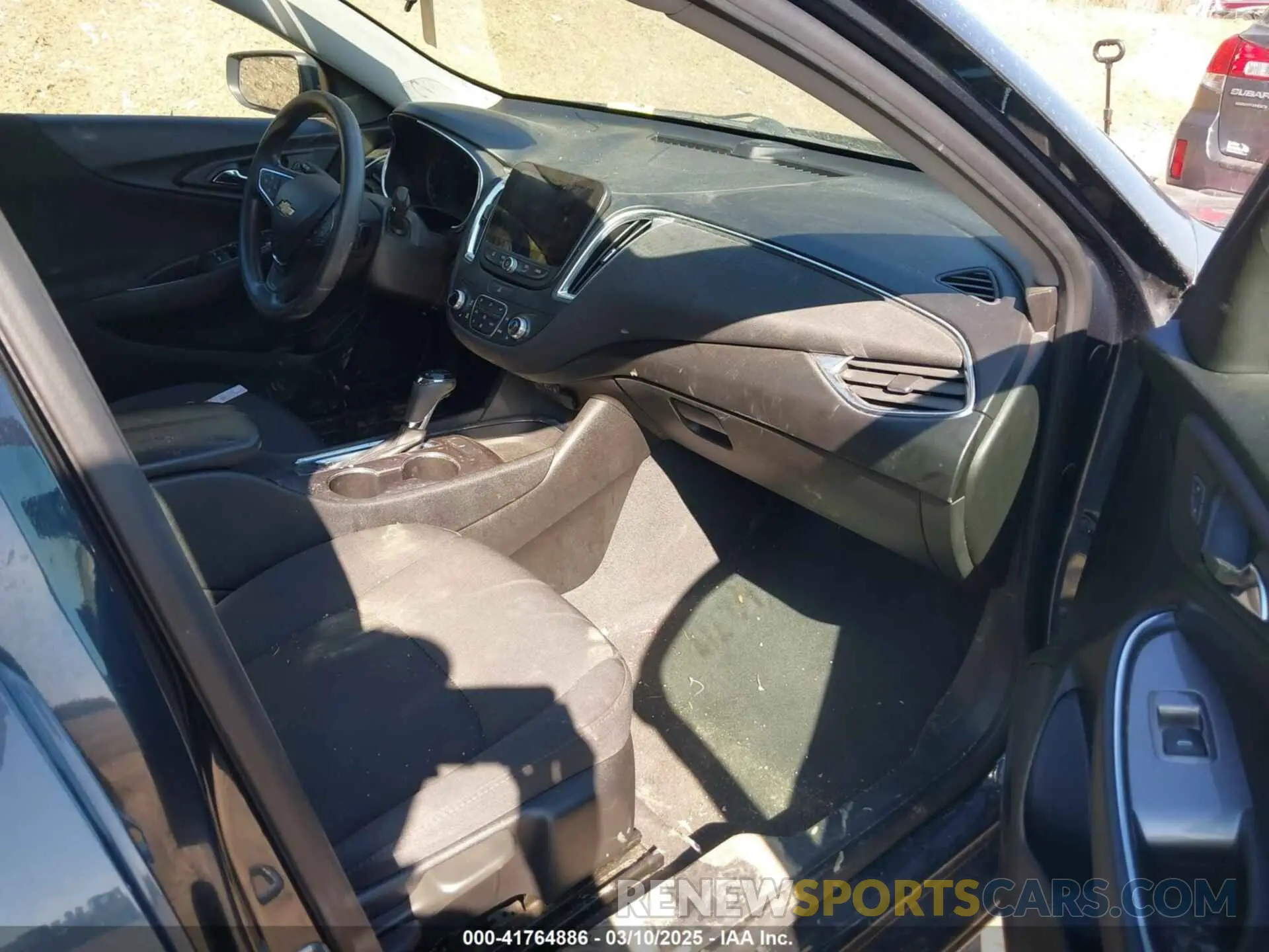 5 fotografías del automóvil dañado 1G1ZD5ST0KF117490 CHEVROLET MALIBU 2019
