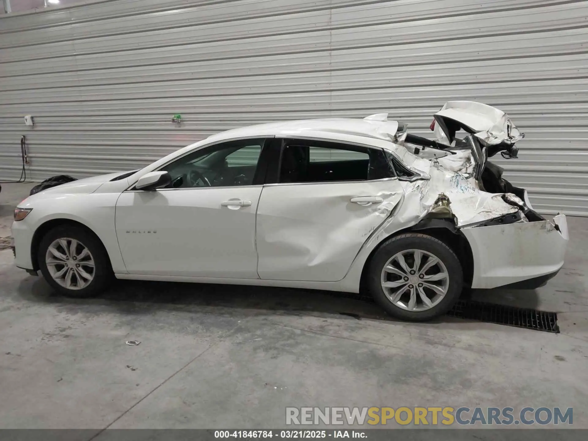 14 fotografías del automóvil dañado 1G1ZD5ST0KF129686 CHEVROLET MALIBU 2019
