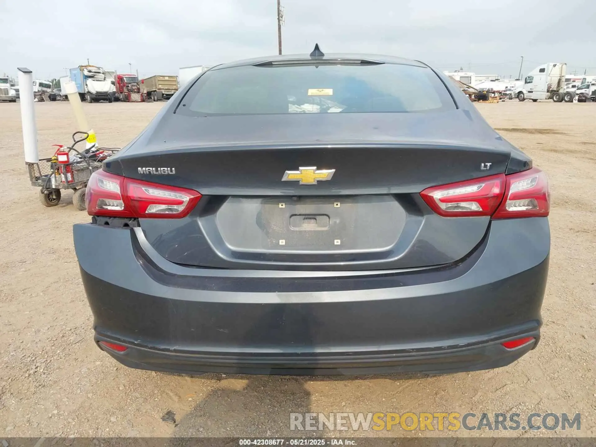 15 fotografías del automóvil dañado 1G1ZD5ST0KF142101 CHEVROLET MALIBU 2019