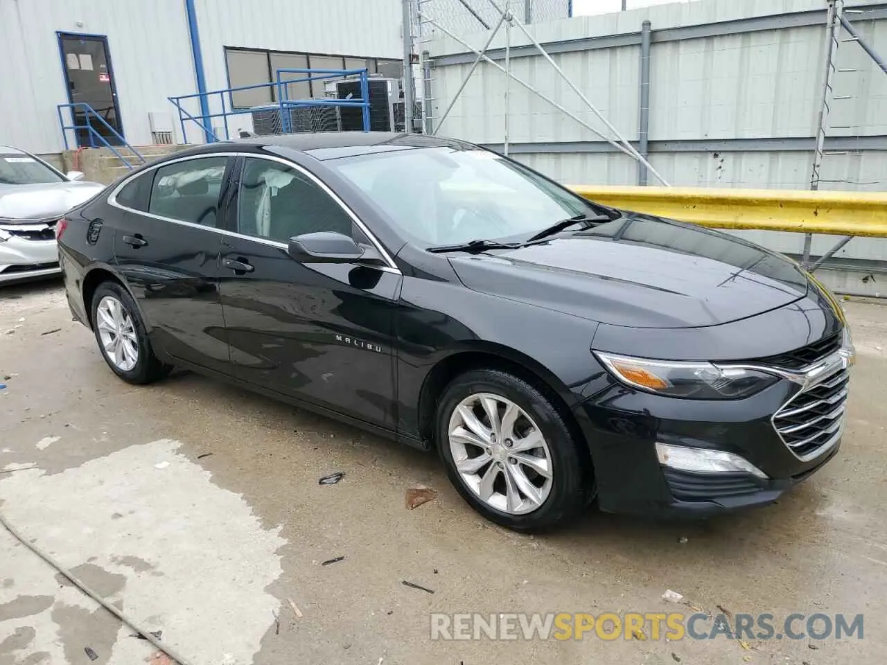 4 fotografías del automóvil dañado 1G1ZD5ST0KF167807 CHEVROLET MALIBU 2019