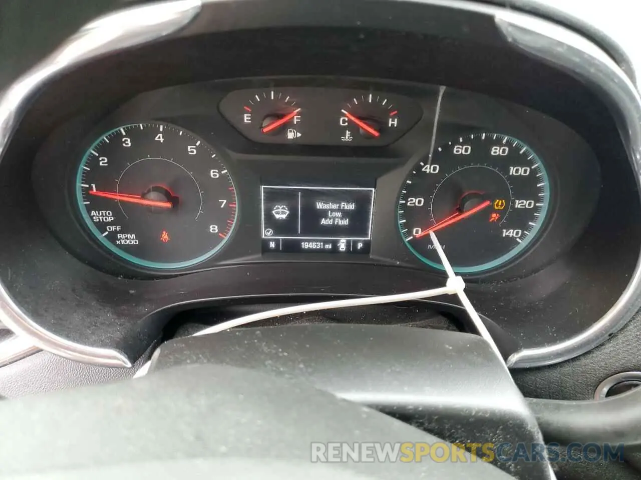 9 fotografías del automóvil dañado 1G1ZD5ST0KF167807 CHEVROLET MALIBU 2019