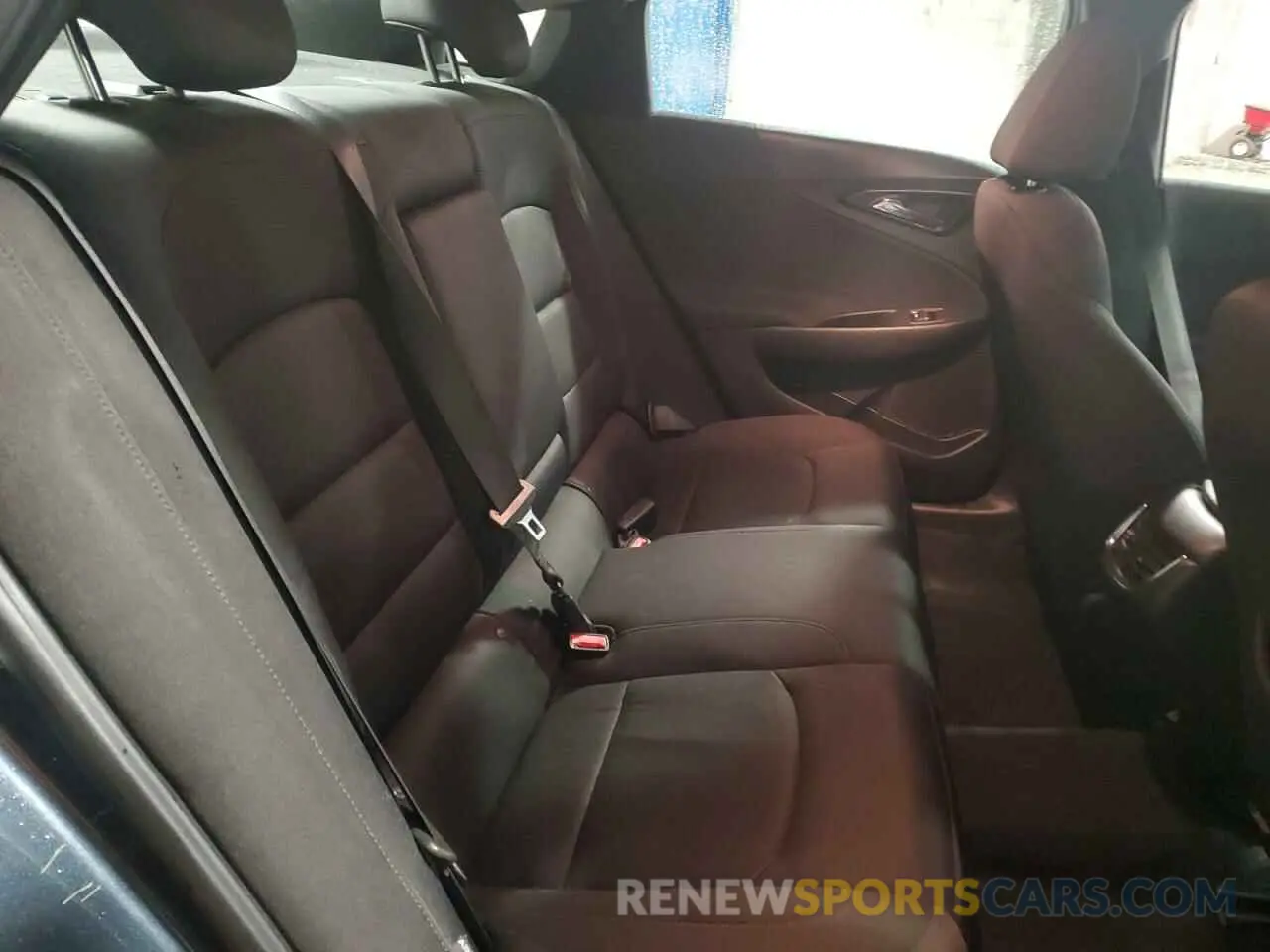 10 fotografías del automóvil dañado 1G1ZD5ST0KF207870 CHEVROLET MALIBU 2019
