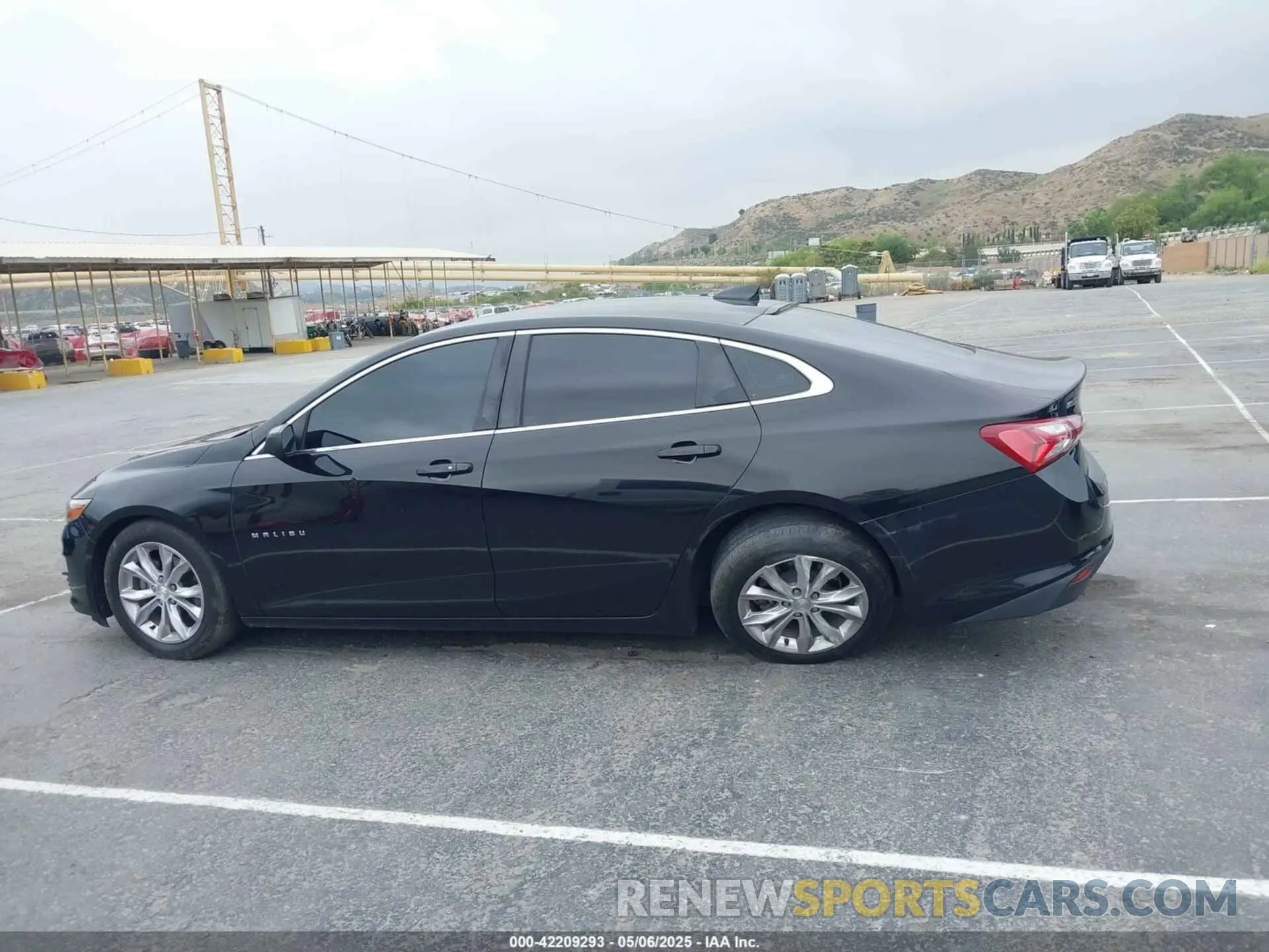 13 fotografías del automóvil dañado 1G1ZD5ST0KF208694 CHEVROLET MALIBU 2019