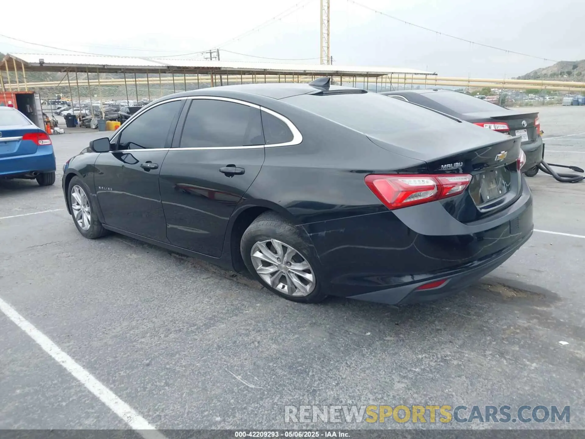 3 fotografías del automóvil dañado 1G1ZD5ST0KF208694 CHEVROLET MALIBU 2019