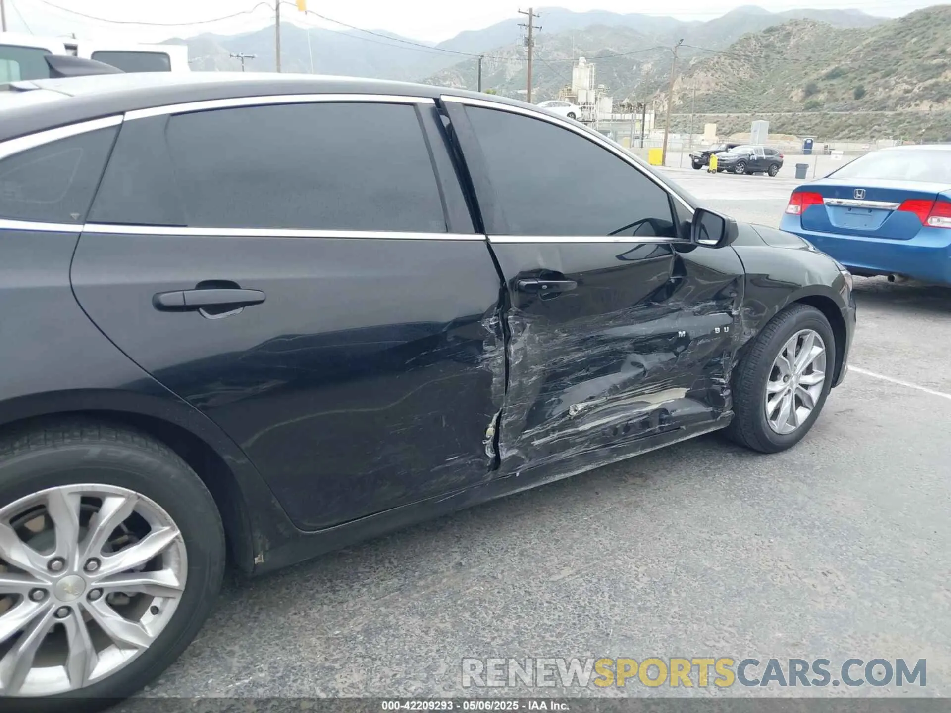 6 fotografías del automóvil dañado 1G1ZD5ST0KF208694 CHEVROLET MALIBU 2019