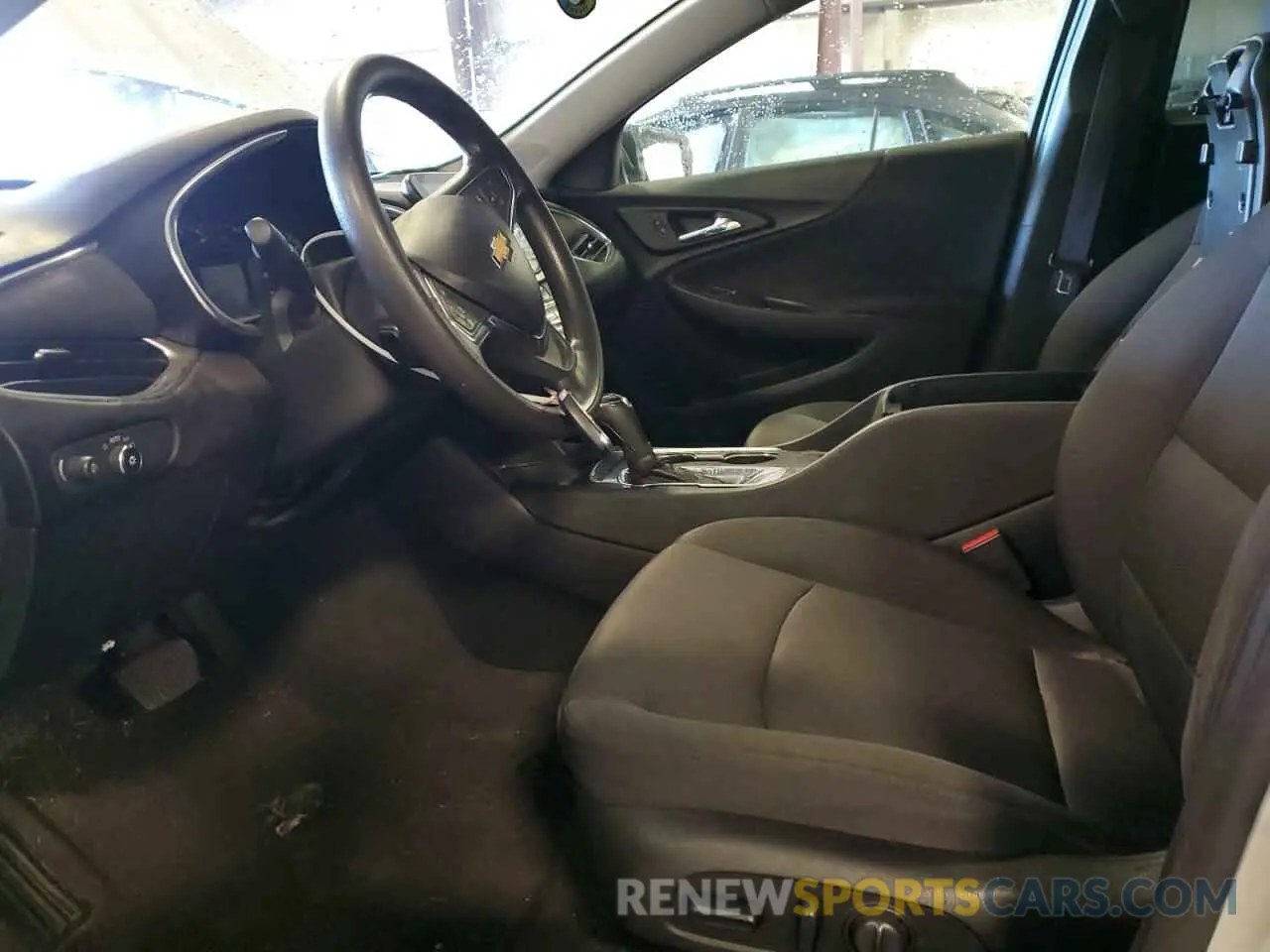 7 fotografías del automóvil dañado 1G1ZD5ST1KF106854 CHEVROLET MALIBU 2019