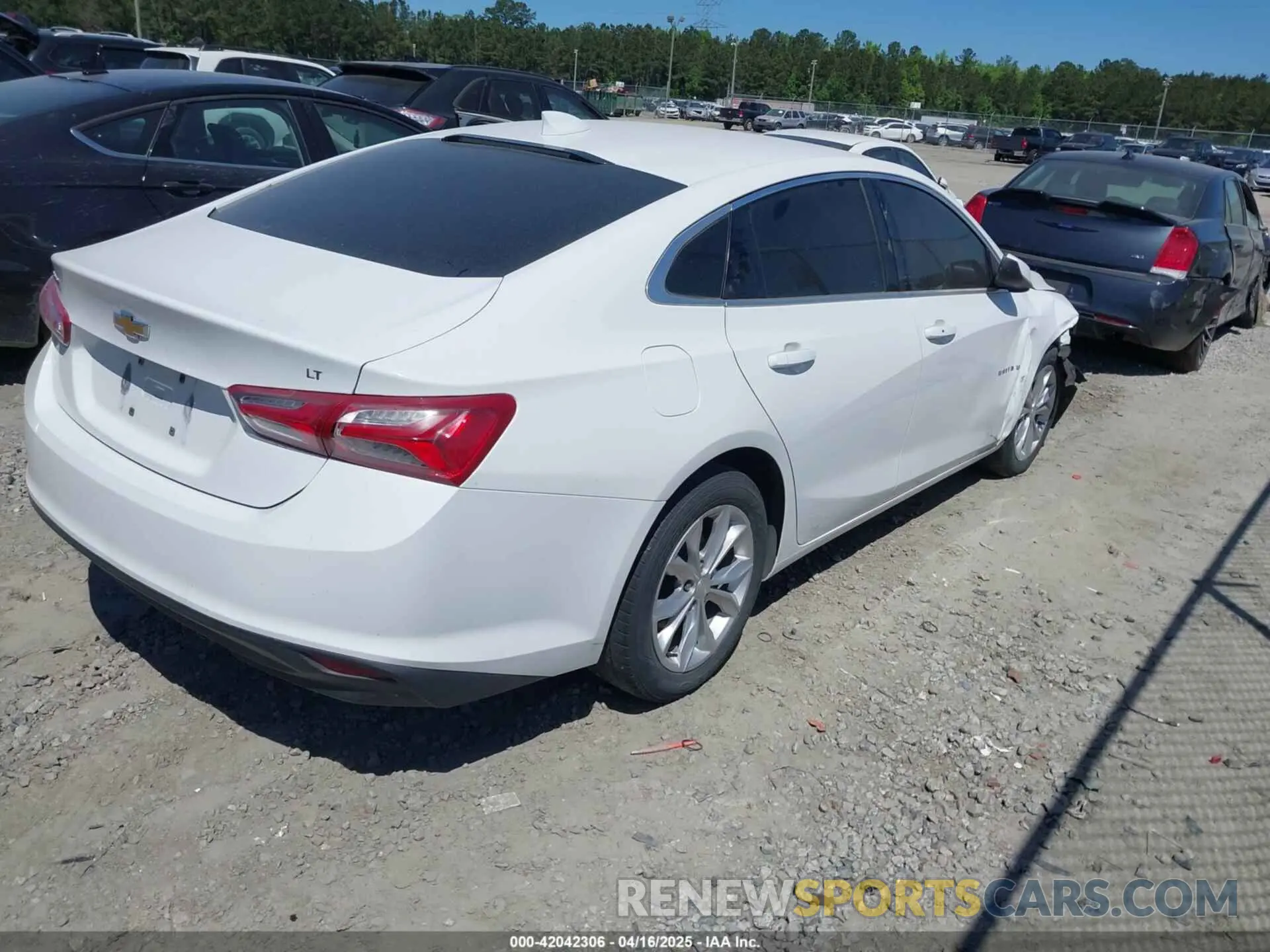 4 fotografías del automóvil dañado 1G1ZD5ST1KF115523 CHEVROLET MALIBU 2019