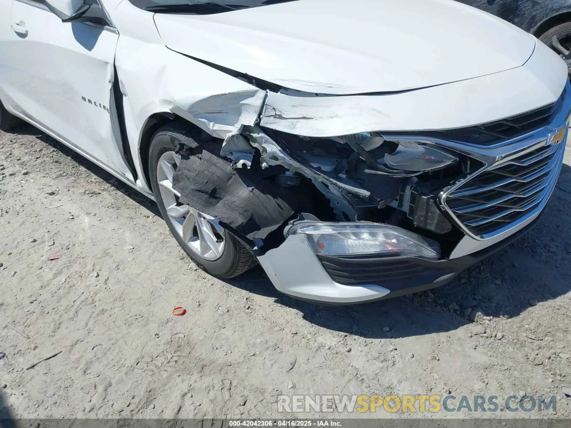 6 fotografías del automóvil dañado 1G1ZD5ST1KF115523 CHEVROLET MALIBU 2019