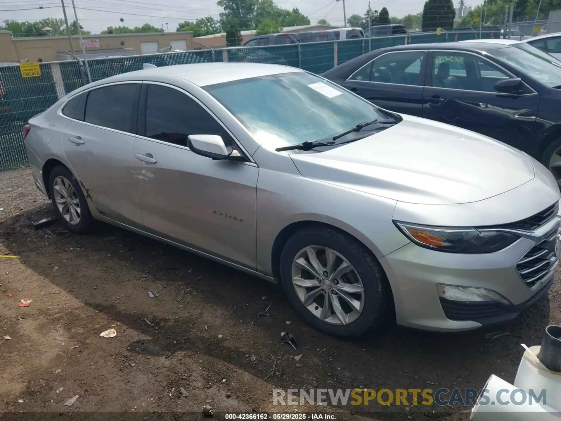 1 fotografías del automóvil dañado 1G1ZD5ST1KF126621 CHEVROLET MALIBU 2019