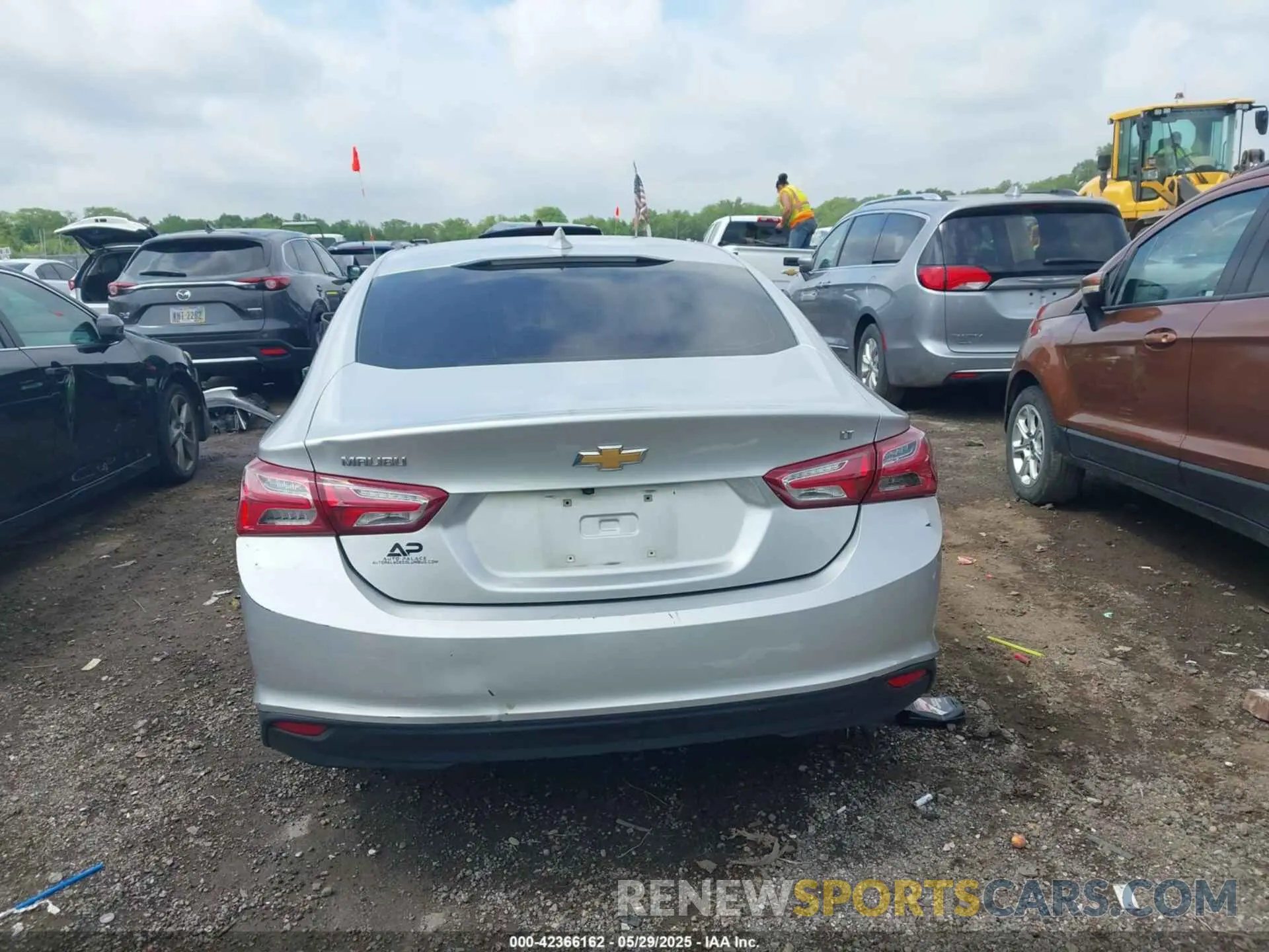 17 fotografías del automóvil dañado 1G1ZD5ST1KF126621 CHEVROLET MALIBU 2019