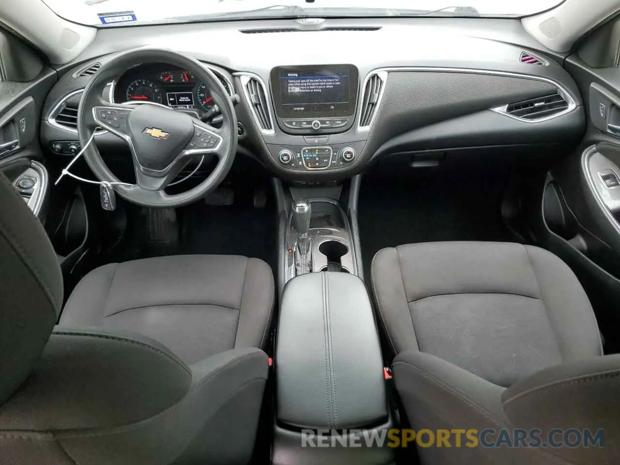8 fotografías del automóvil dañado 1G1ZD5ST1KF133617 CHEVROLET MALIBU 2019