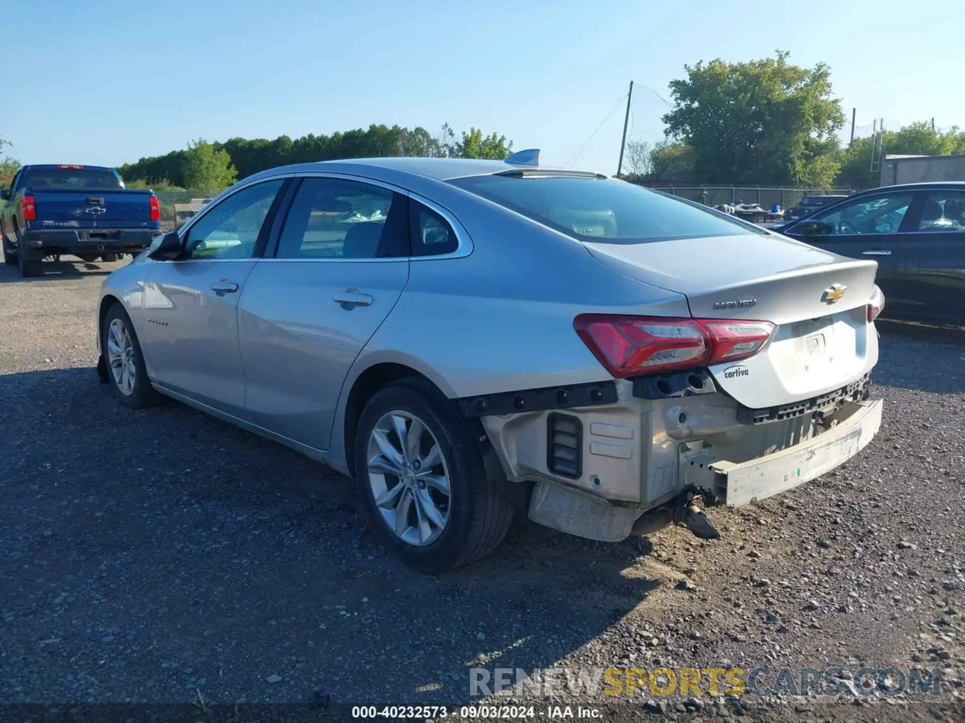 3 fotografías del automóvil dañado 1G1ZD5ST1KF141572 CHEVROLET MALIBU 2019