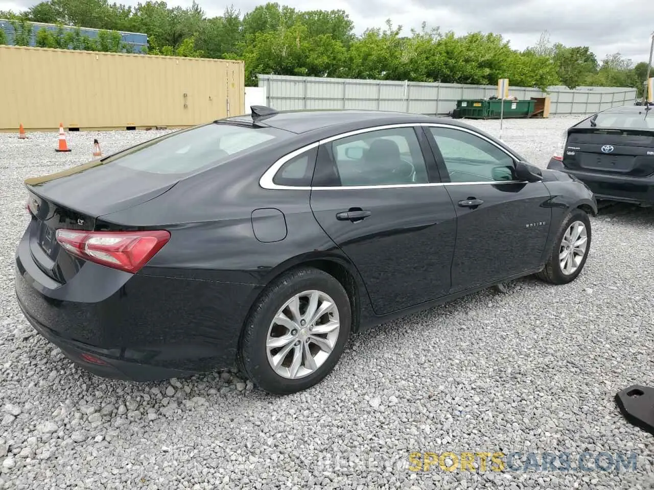 3 fotografías del automóvil dañado 1G1ZD5ST1KF144147 CHEVROLET MALIBU 2019