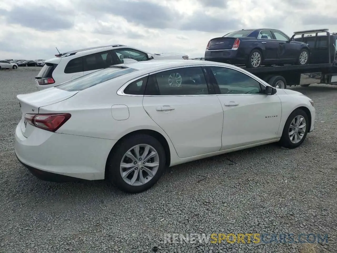 3 fotografías del automóvil dañado 1G1ZD5ST1KF164866 CHEVROLET MALIBU 2019