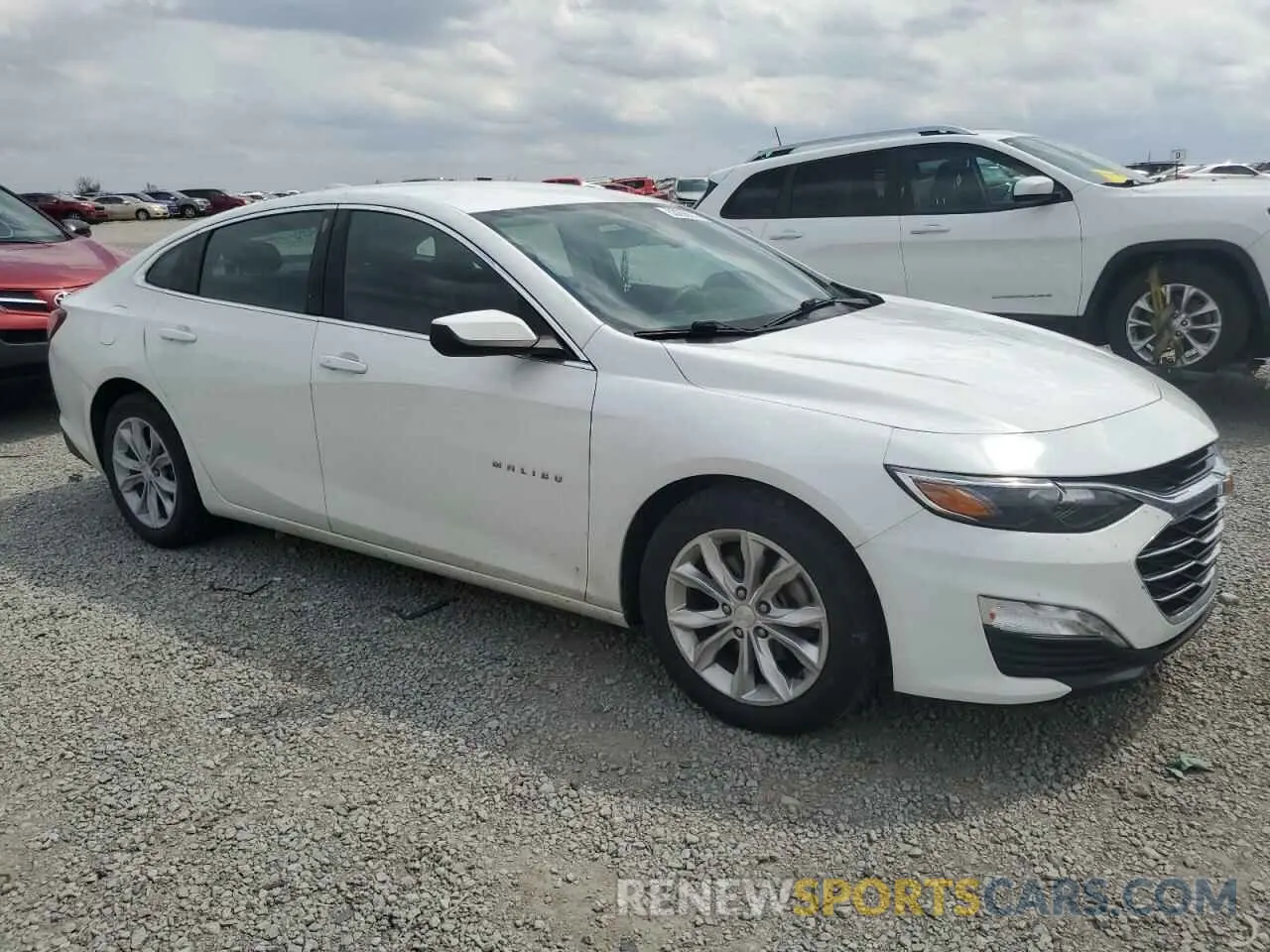 4 fotografías del automóvil dañado 1G1ZD5ST1KF164866 CHEVROLET MALIBU 2019