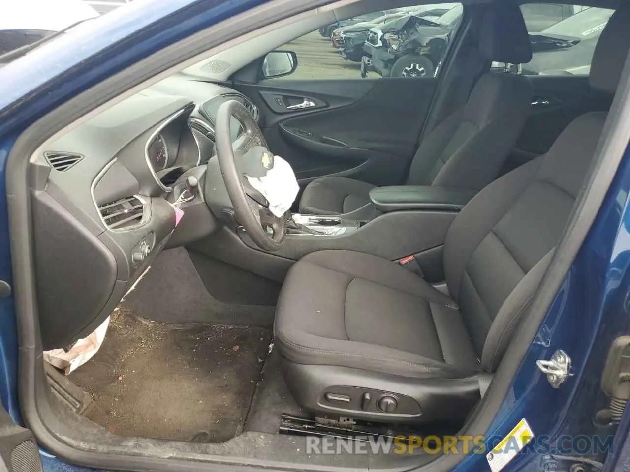 7 fotografías del automóvil dañado 1G1ZD5ST1KF165466 CHEVROLET MALIBU 2019