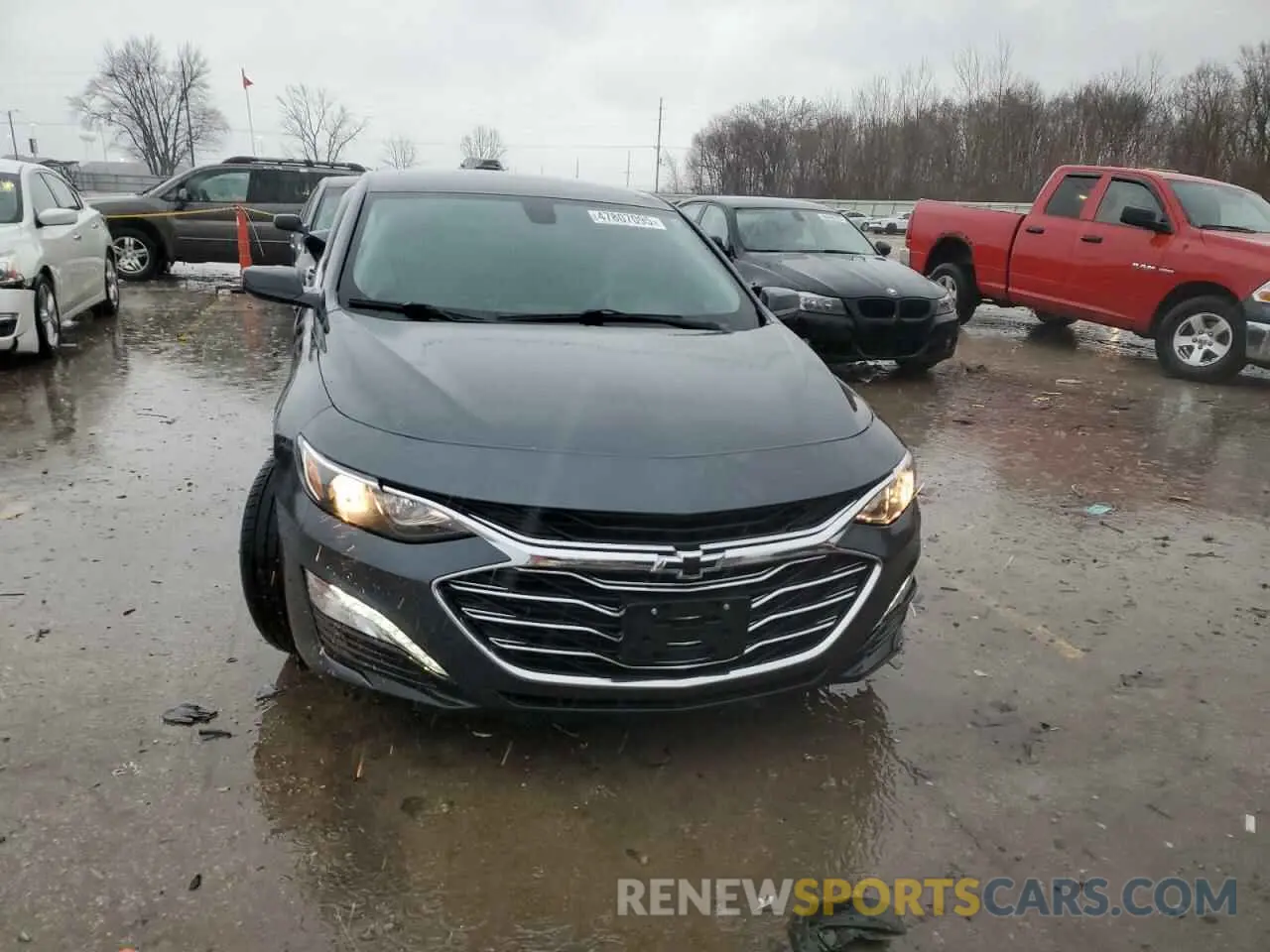5 fotografías del automóvil dañado 1G1ZD5ST1KF172756 CHEVROLET MALIBU 2019