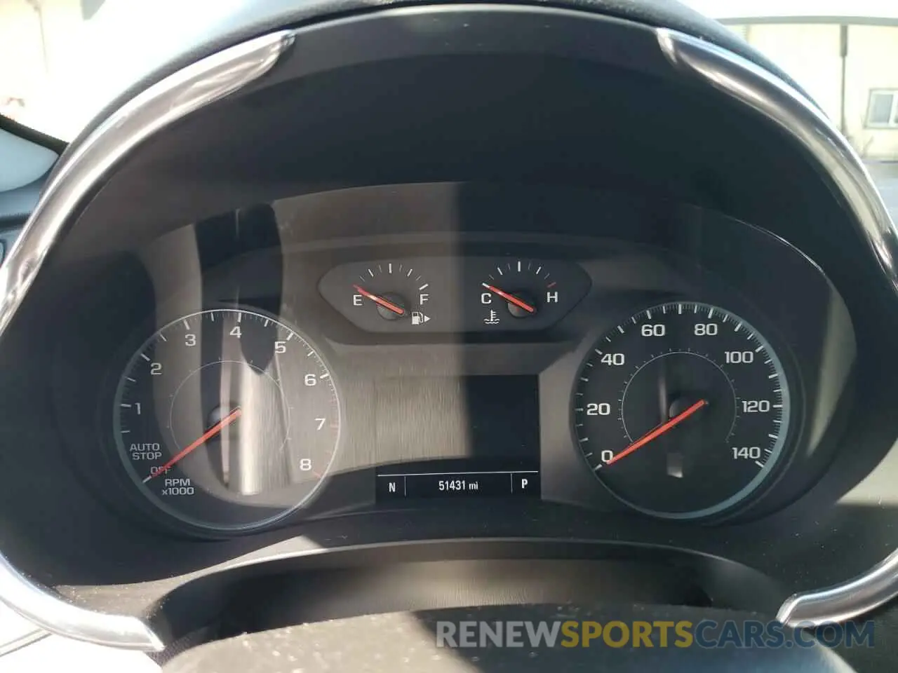 9 fotografías del automóvil dañado 1G1ZD5ST1KF177049 CHEVROLET MALIBU 2019