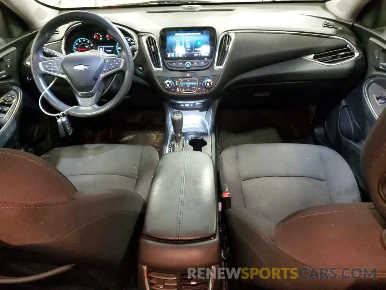8 fotografías del automóvil dañado 1G1ZD5ST1KF215220 CHEVROLET MALIBU 2019