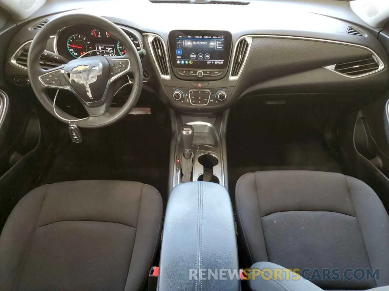 8 fotografías del automóvil dañado 1G1ZD5ST2KF132718 CHEVROLET MALIBU 2019