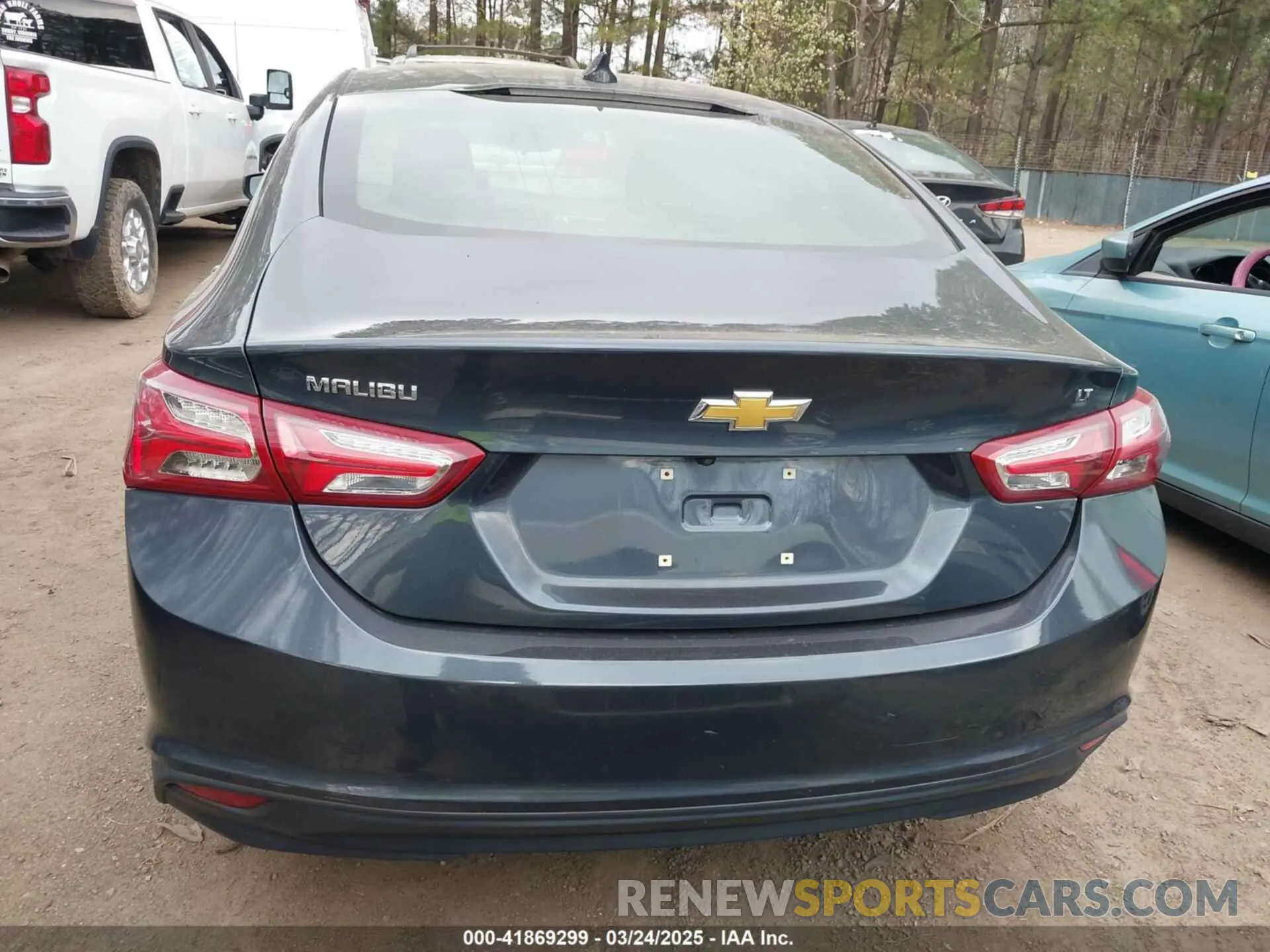 16 fotografías del automóvil dañado 1G1ZD5ST2KF139040 CHEVROLET MALIBU 2019