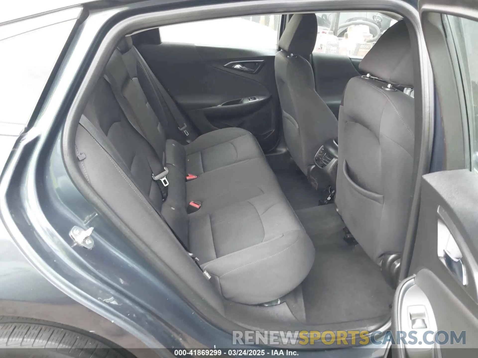 8 fotografías del automóvil dañado 1G1ZD5ST2KF139040 CHEVROLET MALIBU 2019