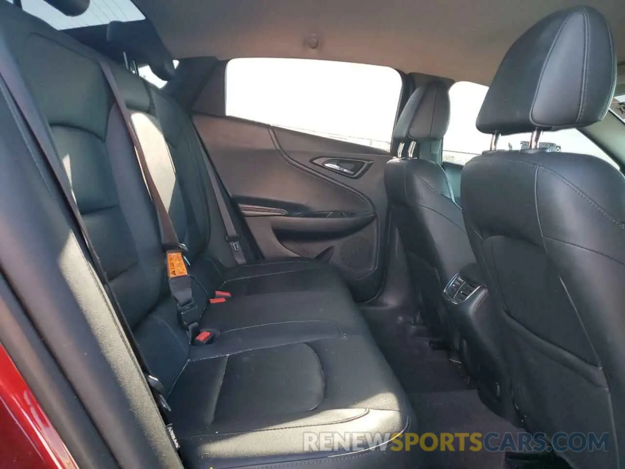 10 fotografías del automóvil dañado 1G1ZD5ST2KF156453 CHEVROLET MALIBU 2019
