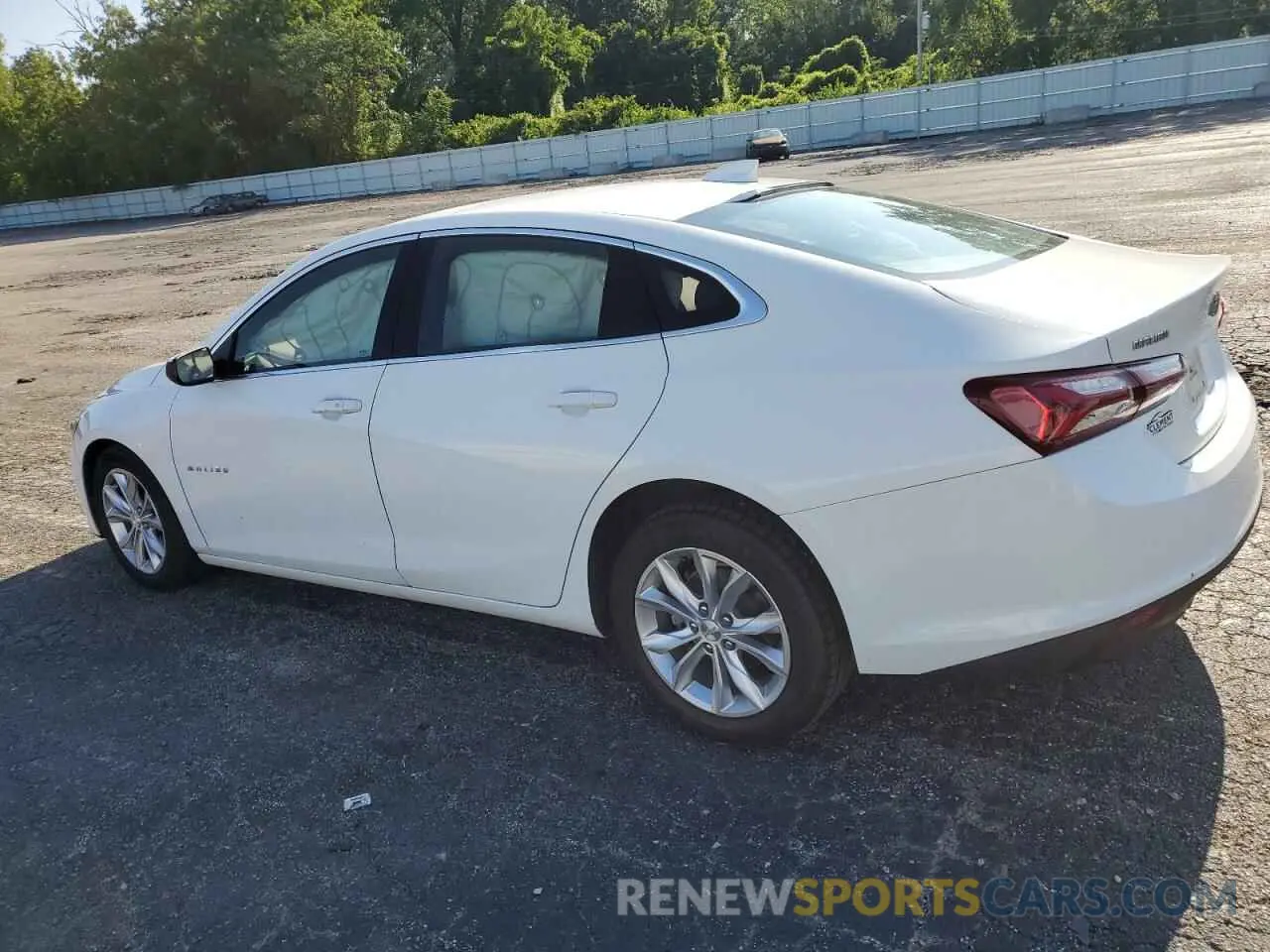 2 fotografías del automóvil dañado 1G1ZD5ST2KF159224 CHEVROLET MALIBU 2019
