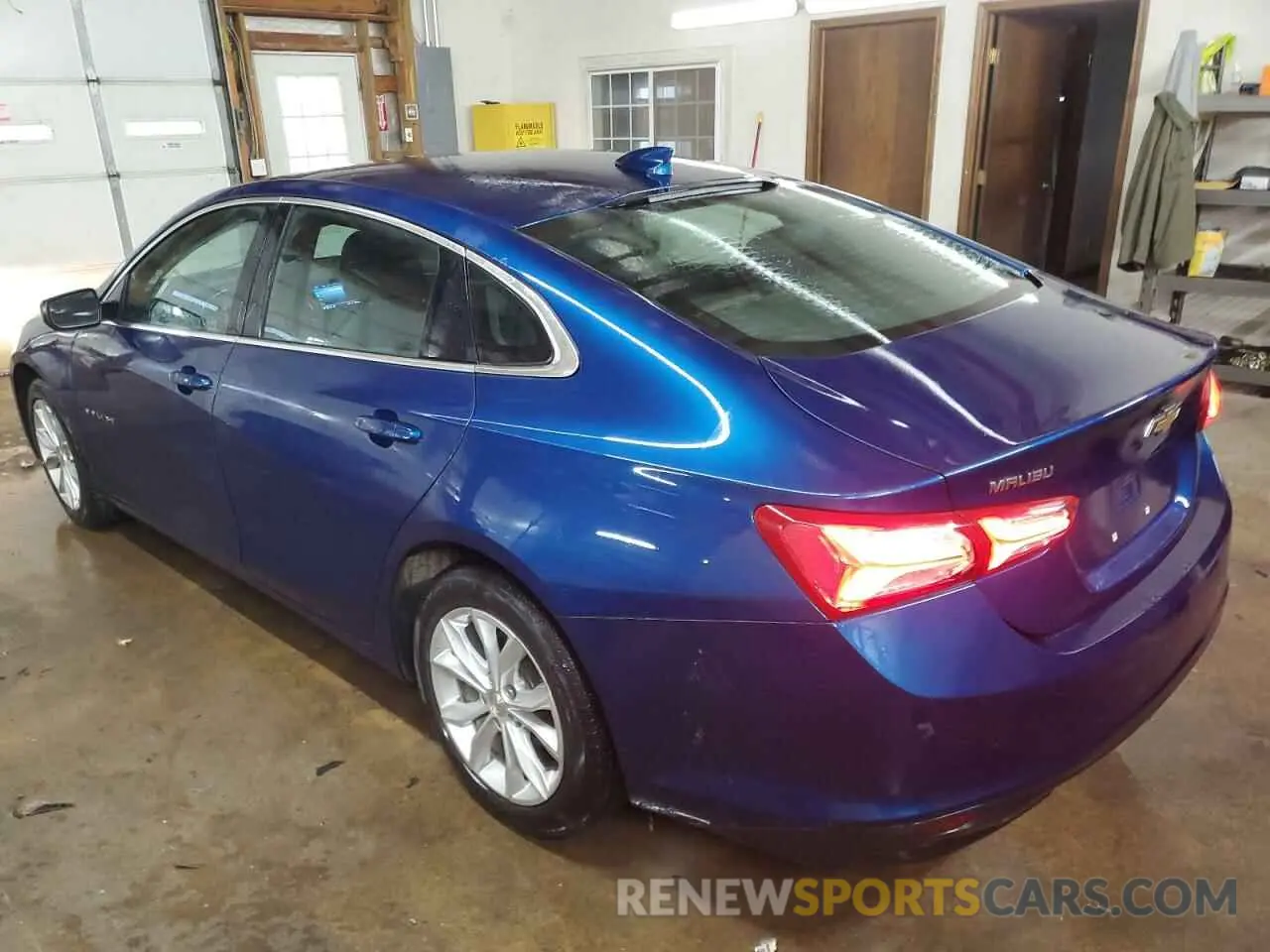 2 fotografías del automóvil dañado 1G1ZD5ST2KF163046 CHEVROLET MALIBU 2019