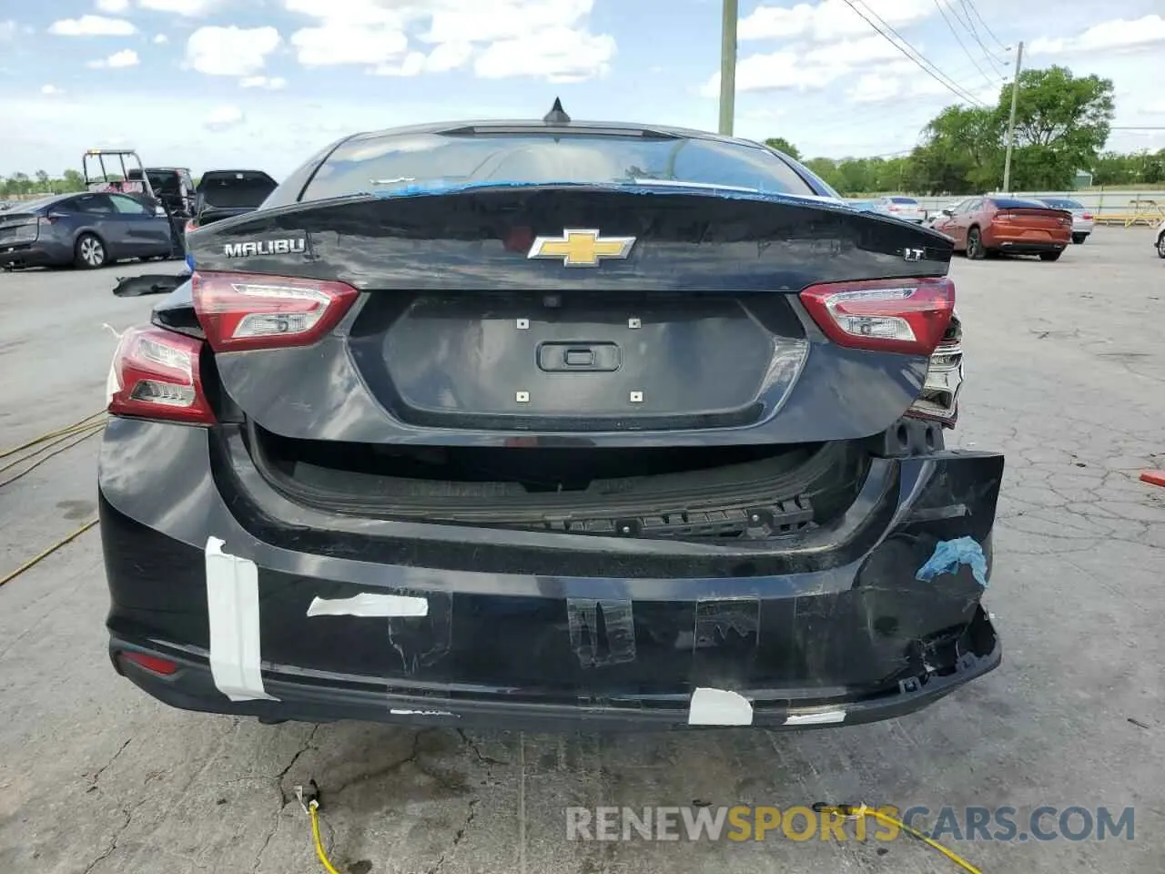 6 fotografías del automóvil dañado 1G1ZD5ST2KF175374 CHEVROLET MALIBU 2019