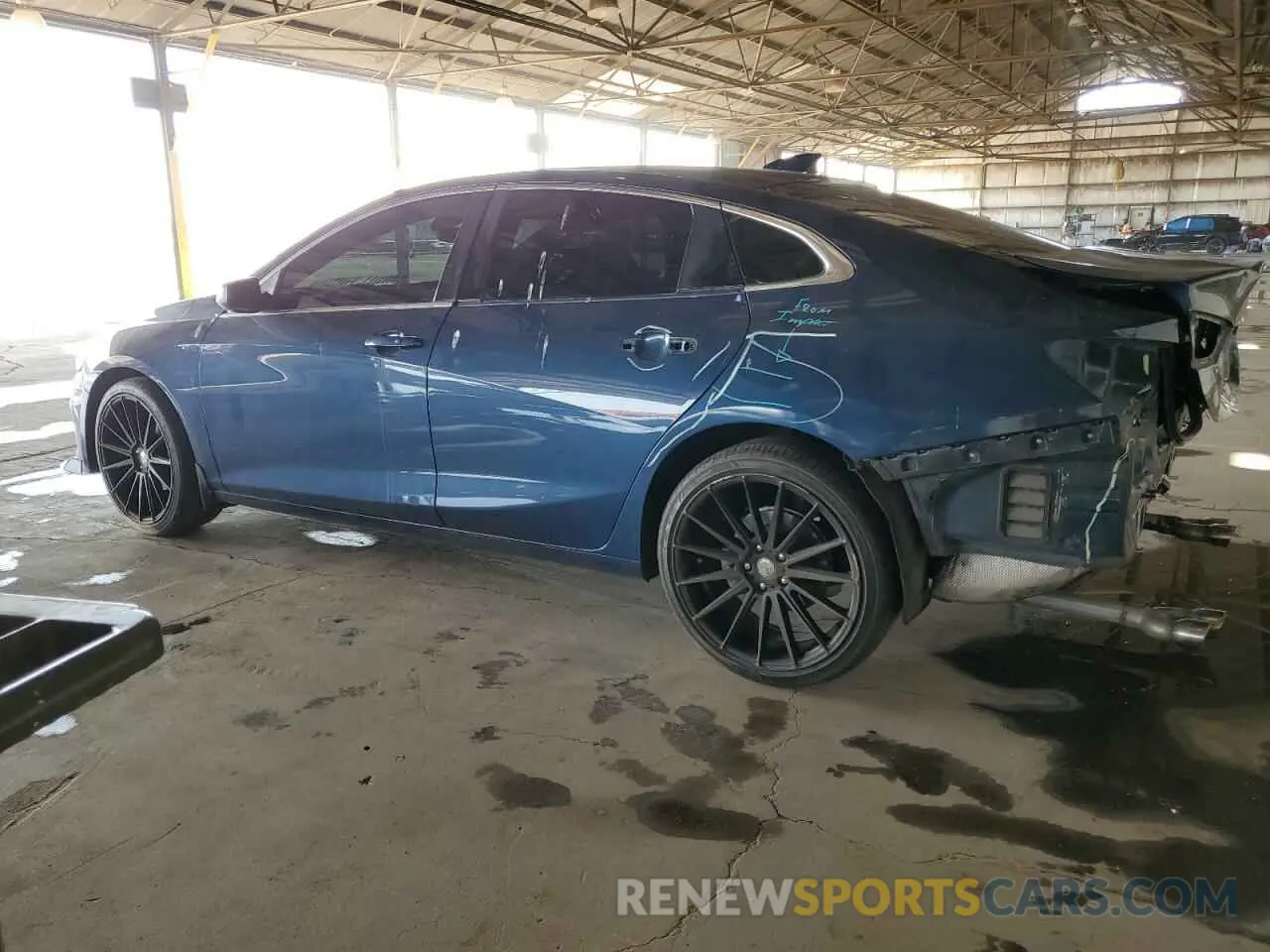 2 fotografías del automóvil dañado 1G1ZD5ST2KF222581 CHEVROLET MALIBU 2019