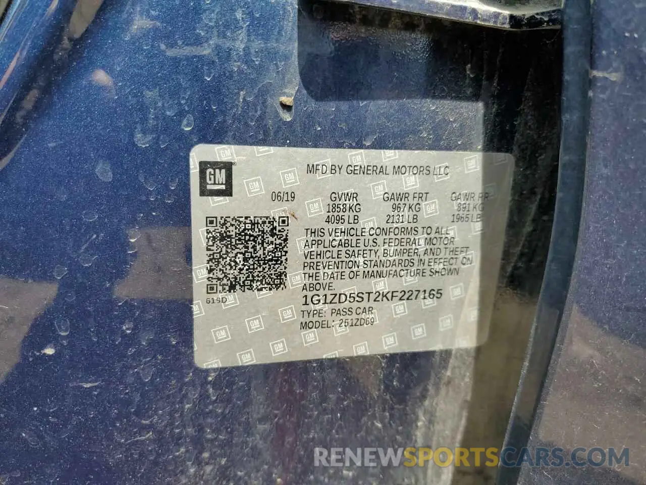 12 fotografías del automóvil dañado 1G1ZD5ST2KF227165 CHEVROLET MALIBU 2019