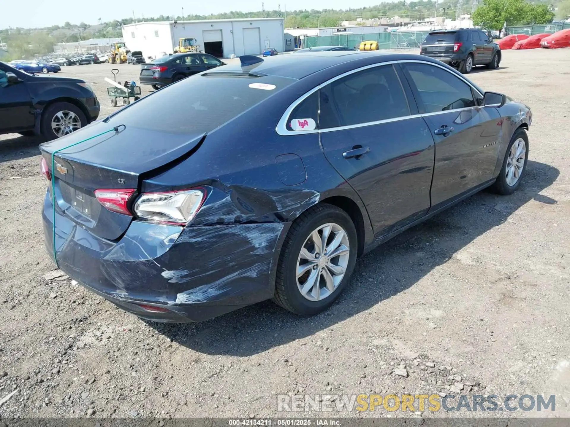 4 fotografías del automóvil dañado 1G1ZD5ST2KF228008 CHEVROLET MALIBU 2019