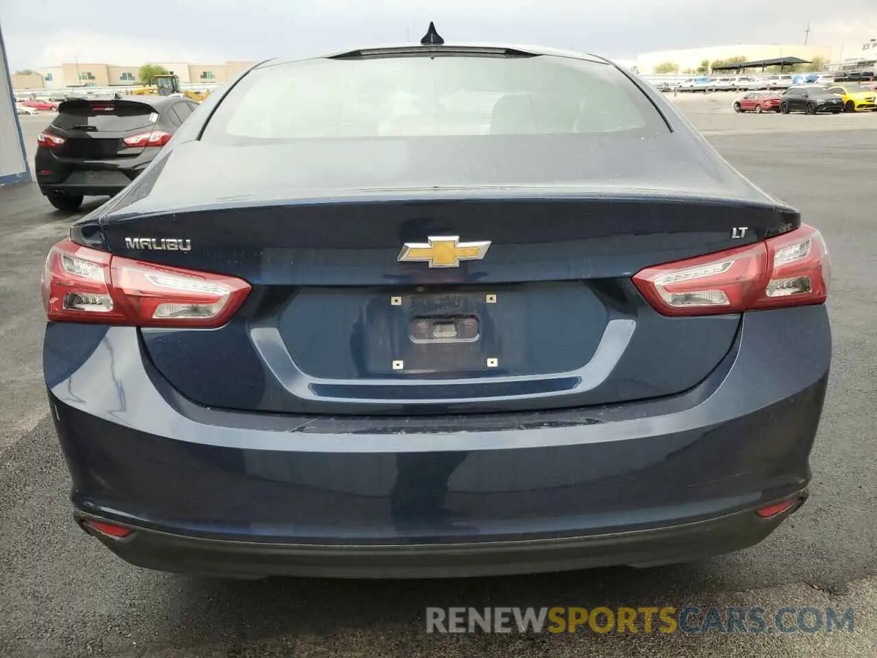 6 fotografías del automóvil dañado 1G1ZD5ST3KF119329 CHEVROLET MALIBU 2019