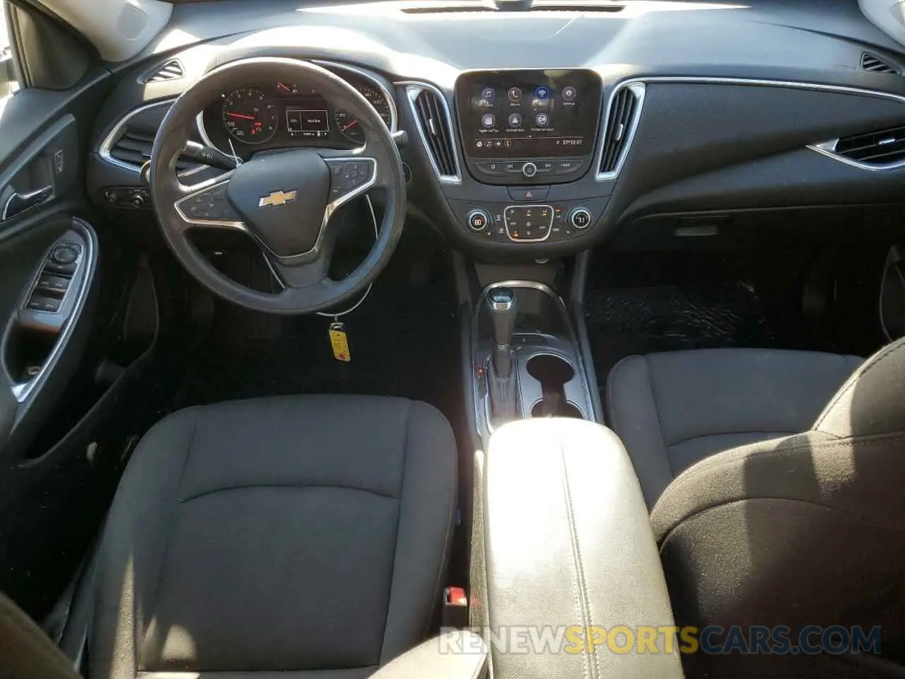 8 fotografías del automóvil dañado 1G1ZD5ST3KF158440 CHEVROLET MALIBU 2019