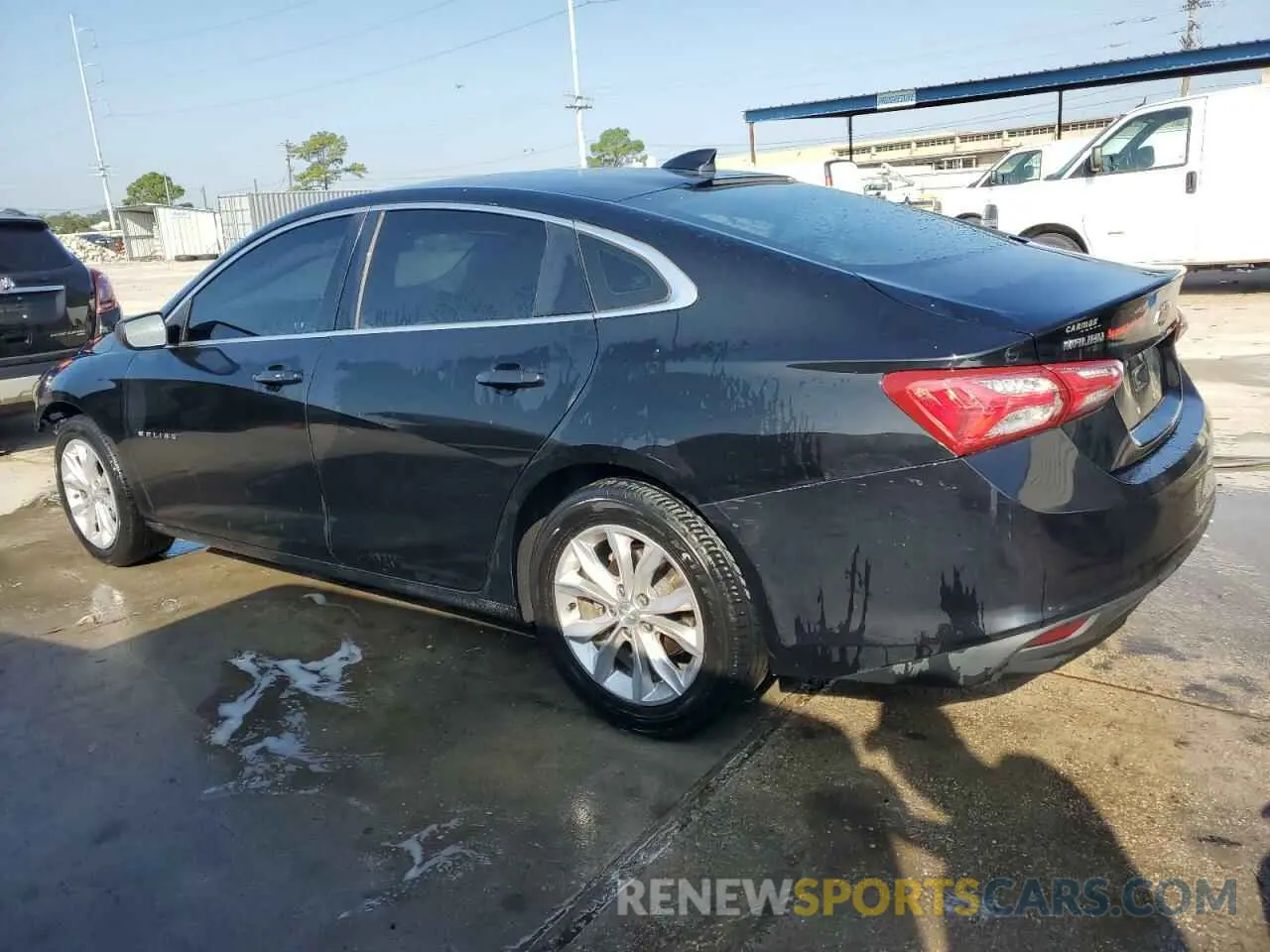 2 fotografías del automóvil dañado 1G1ZD5ST3KF159927 CHEVROLET MALIBU 2019
