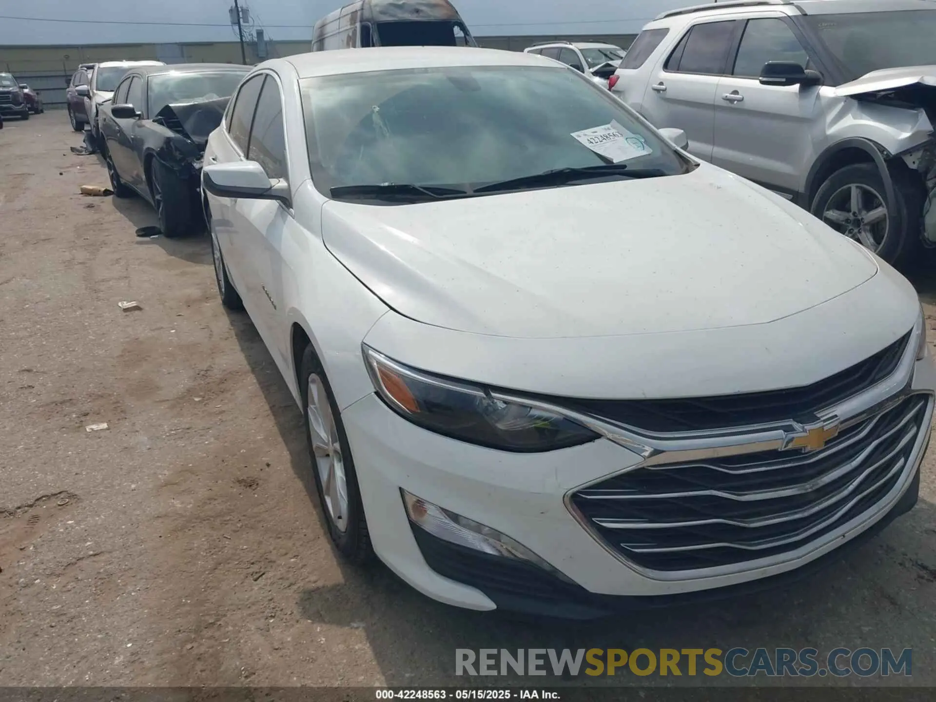 1 fotografías del automóvil dañado 1G1ZD5ST3KF200993 CHEVROLET MALIBU 2019