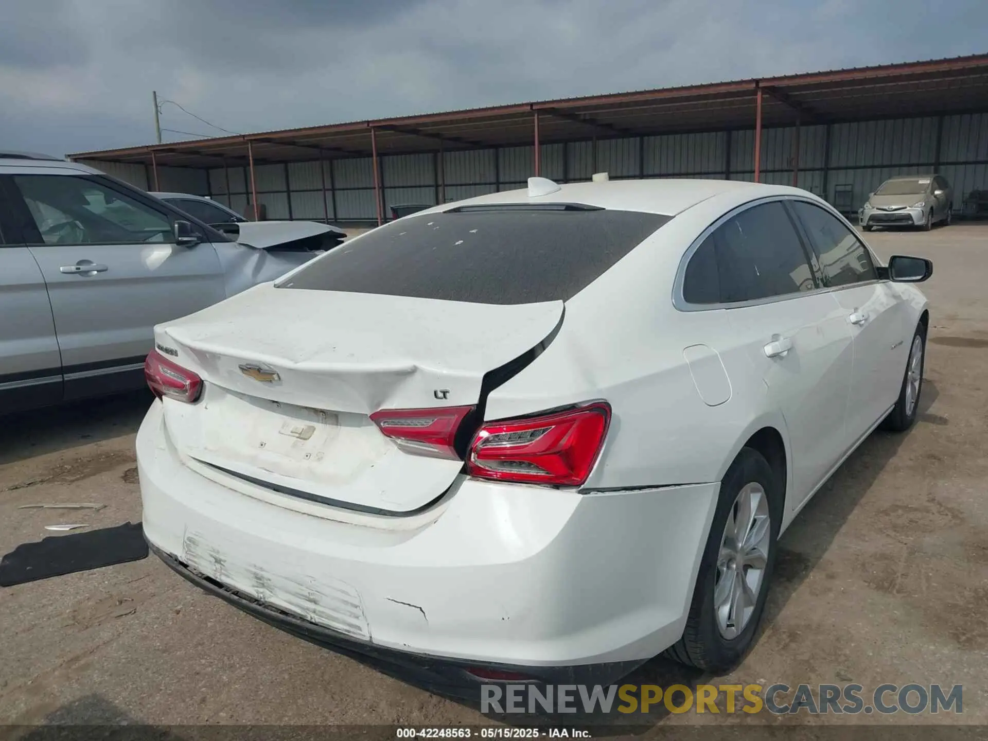 4 fotografías del automóvil dañado 1G1ZD5ST3KF200993 CHEVROLET MALIBU 2019
