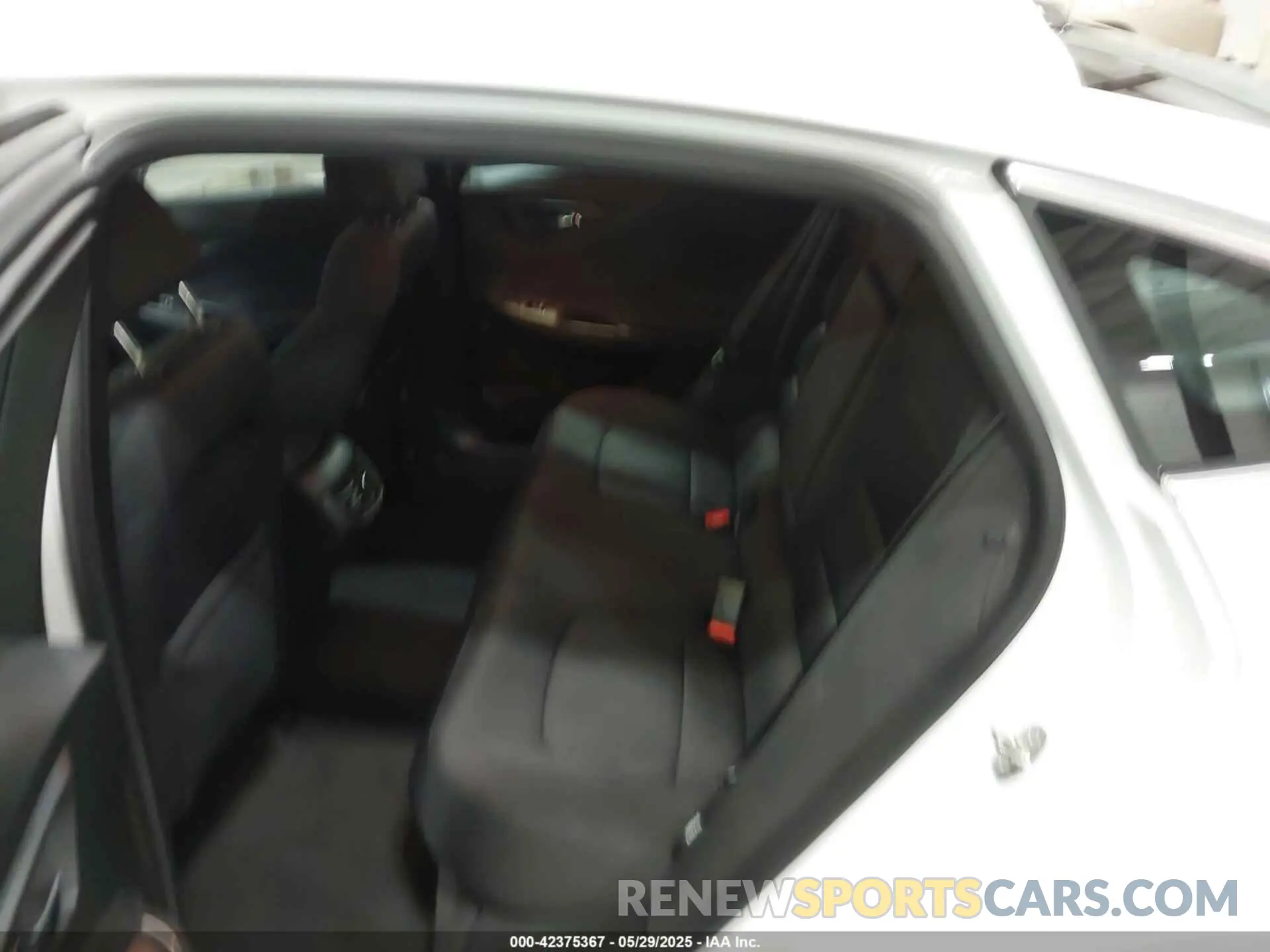 8 fotografías del automóvil dañado 1G1ZD5ST3KF215722 CHEVROLET MALIBU 2019