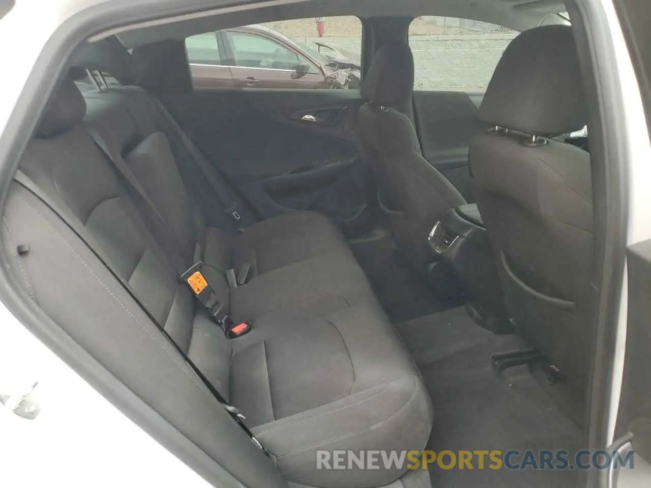 11 fotografías del automóvil dañado 1G1ZD5ST4KF105018 CHEVROLET MALIBU 2019
