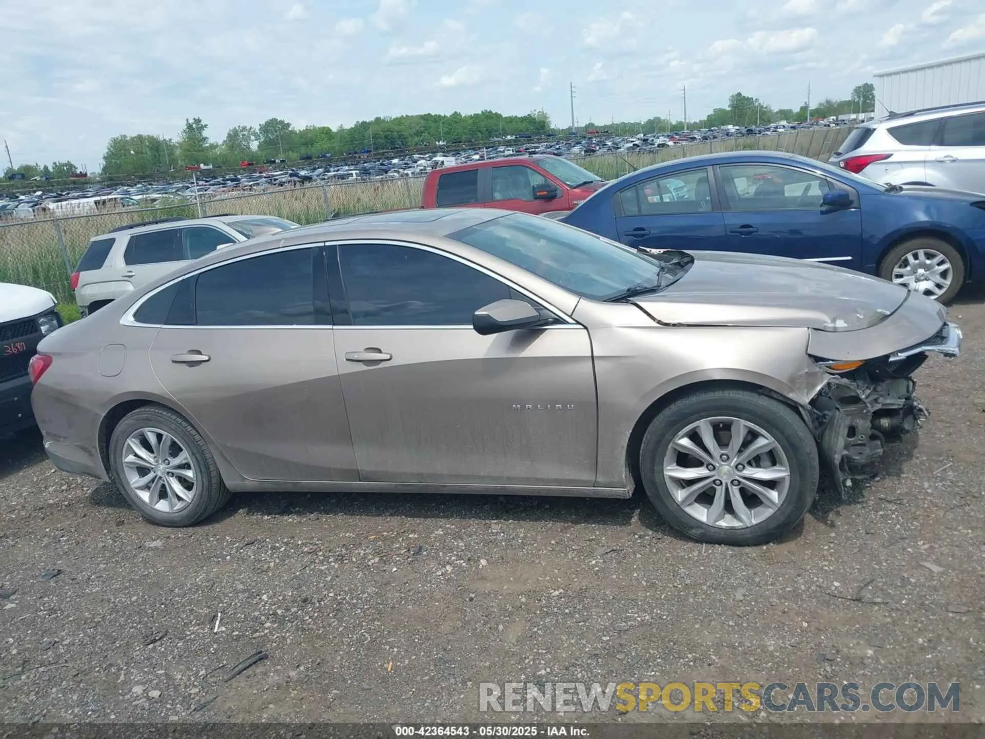 13 fotografías del automóvil dañado 1G1ZD5ST4KF112678 CHEVROLET MALIBU 2019