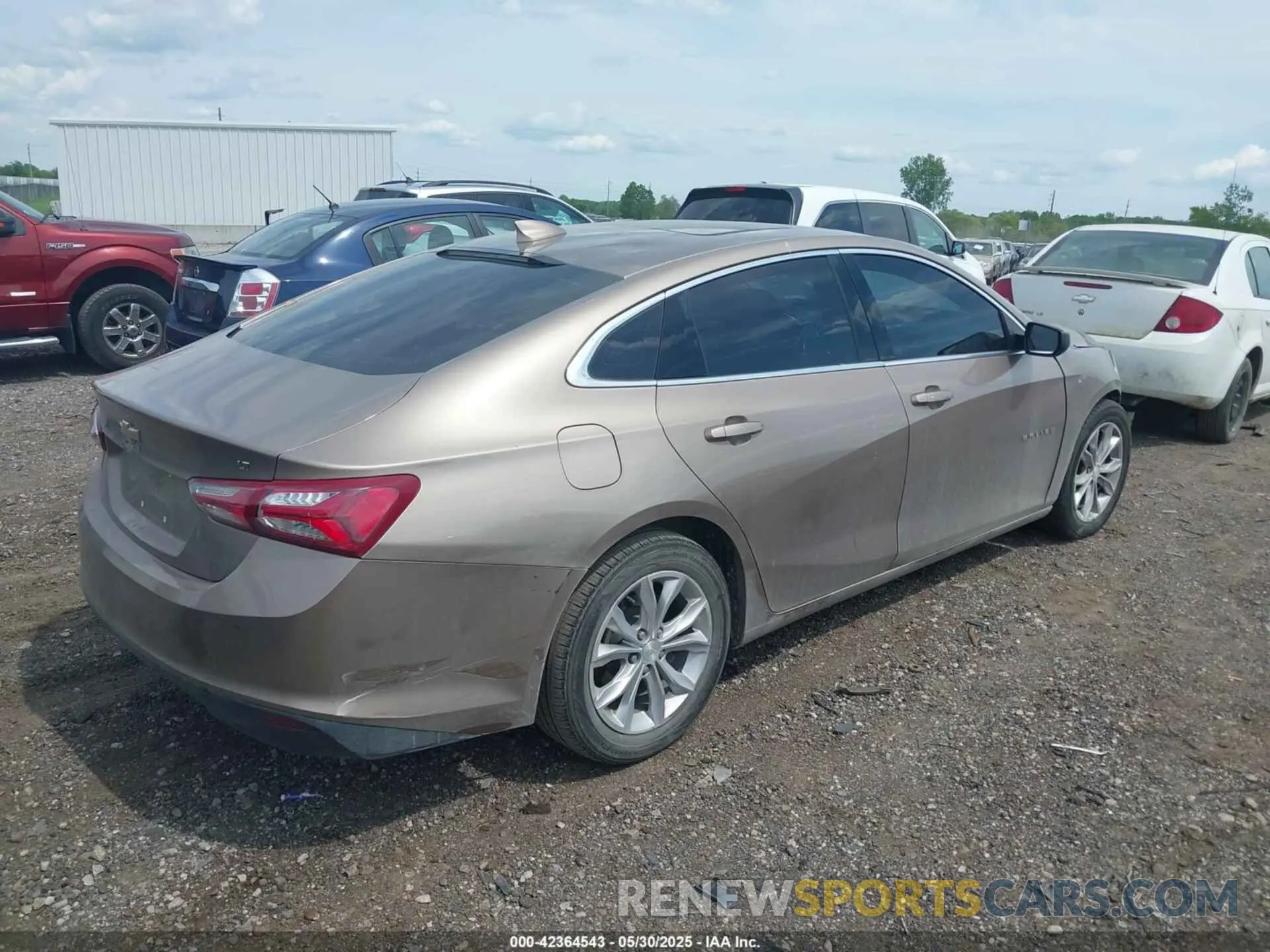 4 fotografías del automóvil dañado 1G1ZD5ST4KF112678 CHEVROLET MALIBU 2019