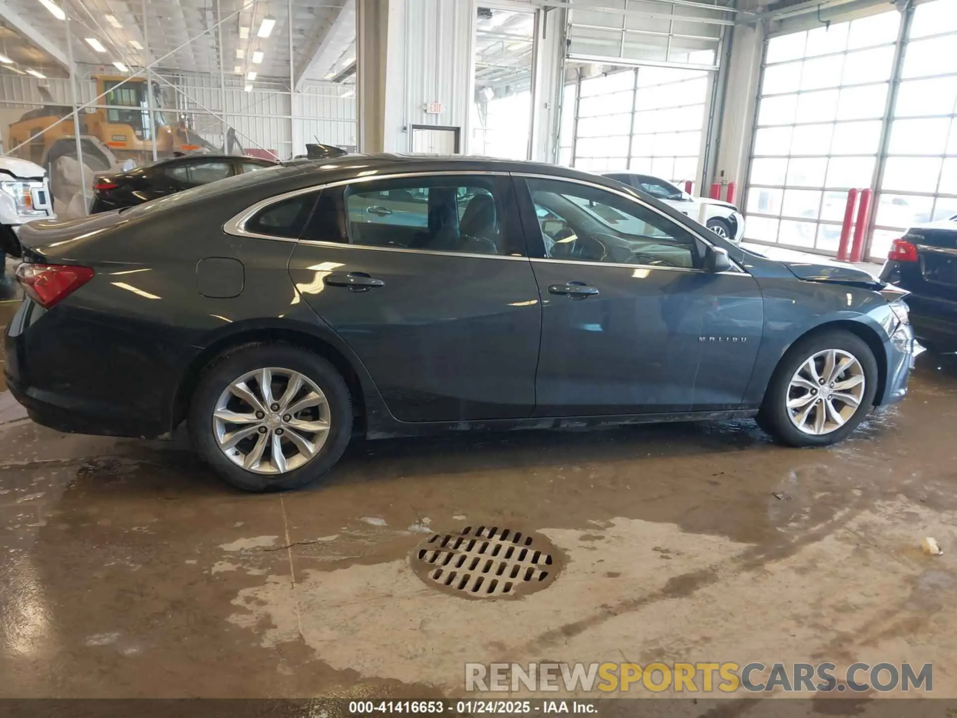 13 fotografías del automóvil dañado 1G1ZD5ST4KF126483 CHEVROLET MALIBU 2019