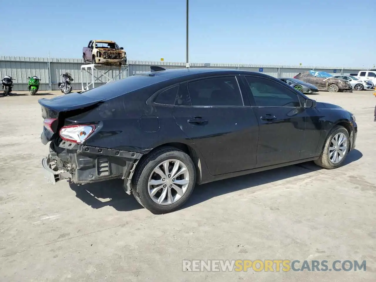 3 fotografías del automóvil dañado 1G1ZD5ST4KF133465 CHEVROLET MALIBU 2019