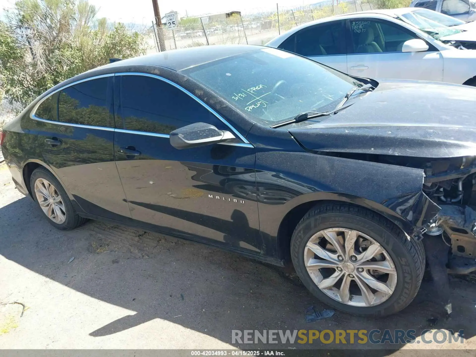 14 fotografías del automóvil dañado 1G1ZD5ST4KF155367 CHEVROLET MALIBU 2019